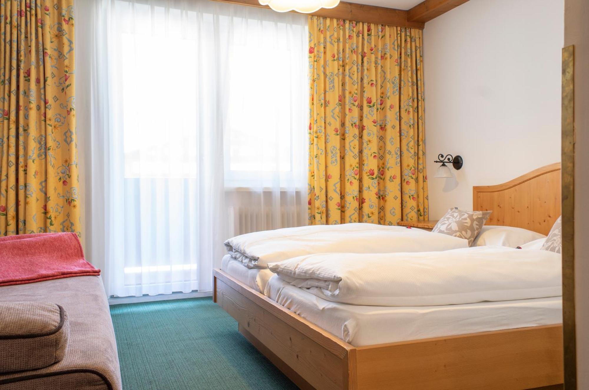 Hotel Garni Wieshof Rauris Exterior photo